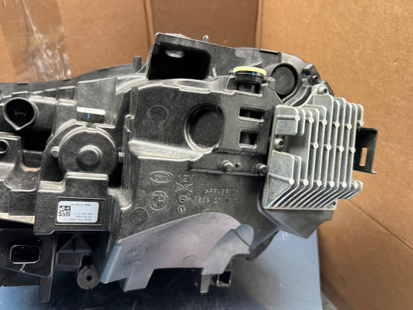 BMW M2 2024 G42 Driver side LED HEADLIGHT 

5A320F6-07 

5A320F6

bmw M2

bmw M2 headlight 

bmw m2 part

bmw m2 parts

bmw part

bmw parts

bmw light 

baronesstheBmlady 

Baronessbmw