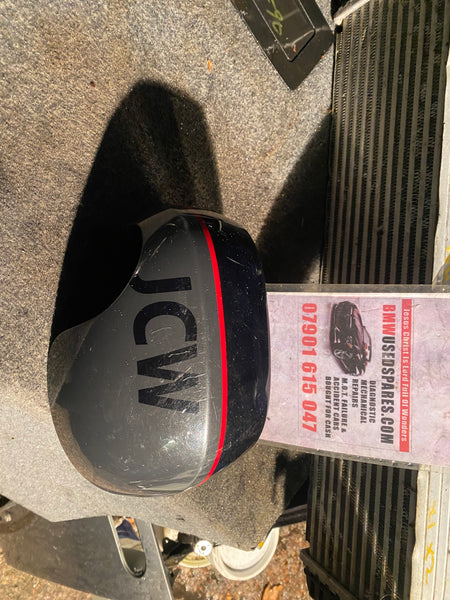 A3345437
     NEW MINI JCW F55 F56 F57 F60 Series passenger wing Mirrror cover.

51162465799

   2465799

Mini Cooper s  Jcw mirror cover 

Mini Cooper mirror cover