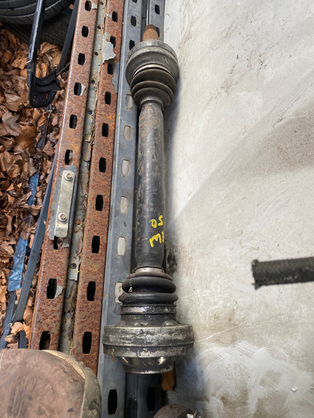 BMW m3  E93 E90 E92 E93 M3 O/S Drivers Rear Right Driveshaft Output Shaft

2283456

Bmw M3 rear drive shaft