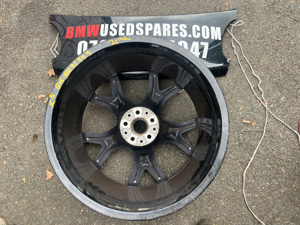 BMW X5 2021 741M M SPORT REAR 21" 1 single Rear ALLOY WHEEL RIM DIAMOND CUT

8071999

Bmw X5 rear alloy wheel 

Bmw x5 alloy wheel 

bmw part 

bmw parts

bmw rim

baronessbmw

baronessthebmlady

bmw 

bmw x5