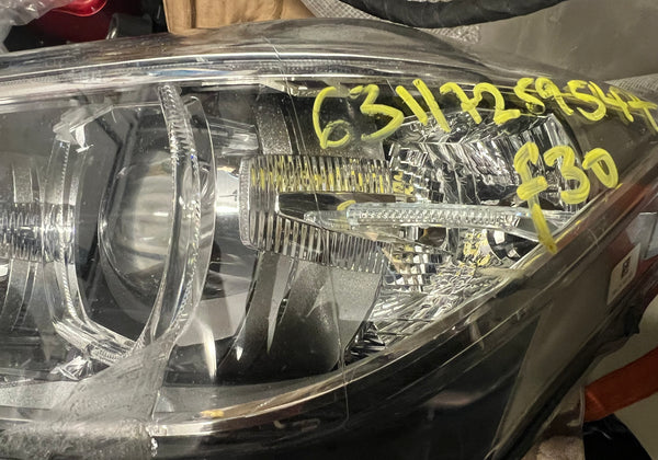 Bmw light

bmw part

63117259547

BMW 3 series 2015 F30 Passenger Side xenon light

no ballast no bulb

7259547