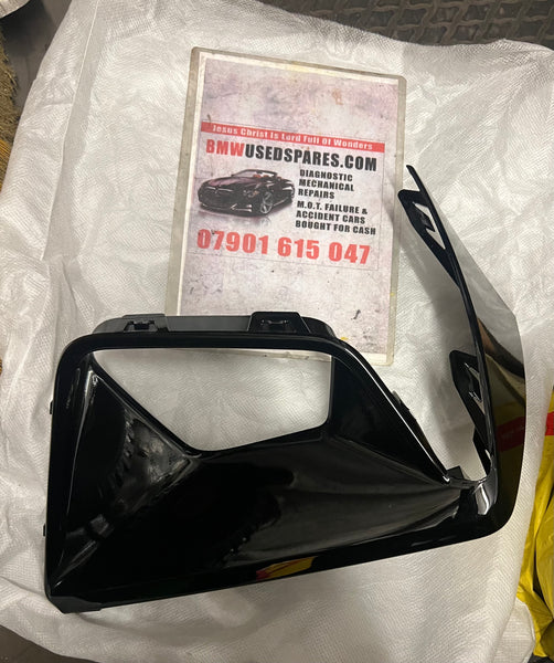BMW X4 2022 G02  passenger side Front Air M Inlet Finisher

8081213

51118081213

GENUINE

BMW X3 G01 Front Left Air M Inlet Finisher BmwX3