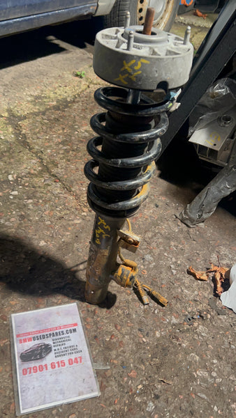 BMW X5 F15 2015 driver side front shock absorber with spring

6867174 

Bmw X5 front shock 

bmw x5 front shock for my car 

l need a bmw x5 front shocks