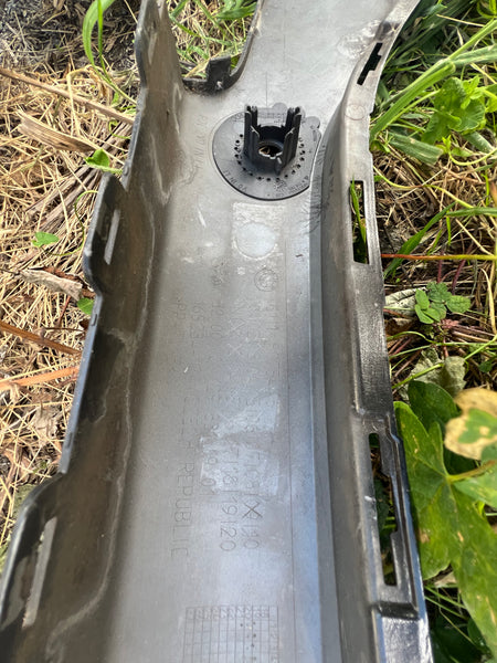 Bmw 2 series 2024 f44  coupe front  M sport bumper 

needs respray