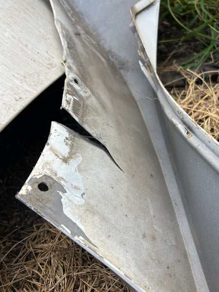 Bmw 2 series 2024 f44 coupe front M sport bumper

needs repair /respray please observe ok

white 

bmw part

bmw parts

bmw bumper

BaronesstheBmlady

slogansbybaroness
#bmwf44 #bmwf44
#bmw2series #bmw2series
