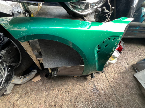 Bmw G80 wing.  Bmw M3

Bmw part

bmw parts

BMW M3 2024 G80 PASSENGER SIDE WING

8098587