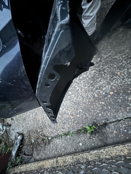 BMW iX i20  2024 M SPORT FRONT BUMPER

GENUINE

5111 7933621

7933621

bmw bumper

bmw part

bmw part 

mini parts