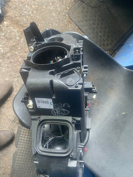 BMW X5 2012 E70 LCI Bi-xenon Headlight       Bmw E70 driver side Headlamp 7221894