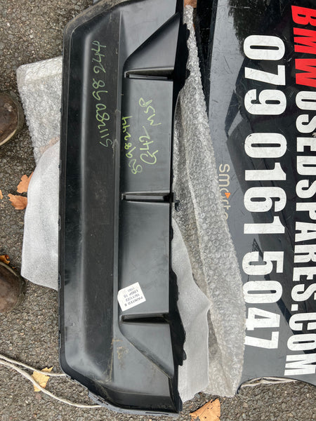 Bmw 2 series 2024 G42 Rear bumper diffuser 

Genuine BMW G42 M-sport Rear Bumper Diffuser/Trim 8098244￼

51128098244

Bmw G42 rear bumper diffuser 

bmw rear diffuser 

bmw part 

bmw parts 

rear bumper