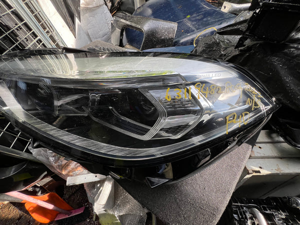 Bmw 1 series headlight 

BMW 1 SERIES  2022 F40 PASSENGER SIDE LED HEADLIGHT

63115A1E057 

5A1E057