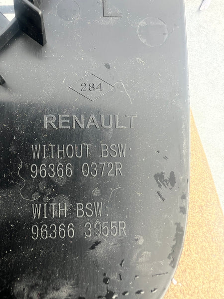 Renault part

renault parts new

Renault Trafic passenger side Mirror Glass

963660372R