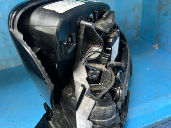 BMW X2  2021 F39  passenger side Electric folding memory mirror 5pins

7420241

Bmw X2 passenger side wing mirror 

5 pins 

Bmw part

Bmw parts 

bmw mirror 

for parts 

please observe all pictures
