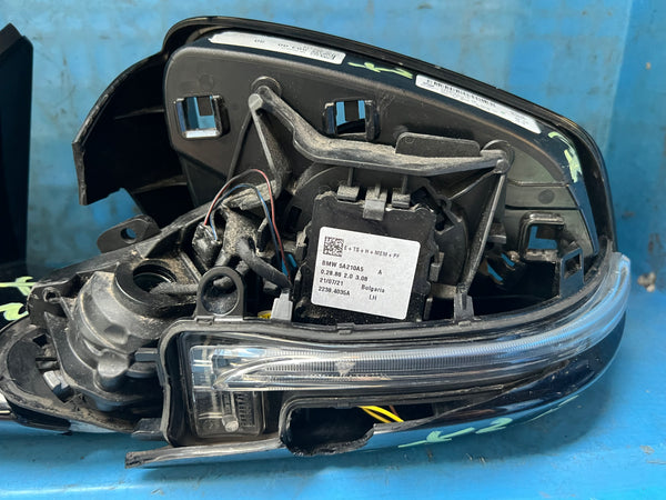 BMW X2  2021 F39  passenger side Electric folding memory mirror 5pins

7420241

Bmw X2 passenger side wing mirror 

5 pins 

Bmw part

Bmw parts 

bmw mirror 

for parts 

please observe all pictures