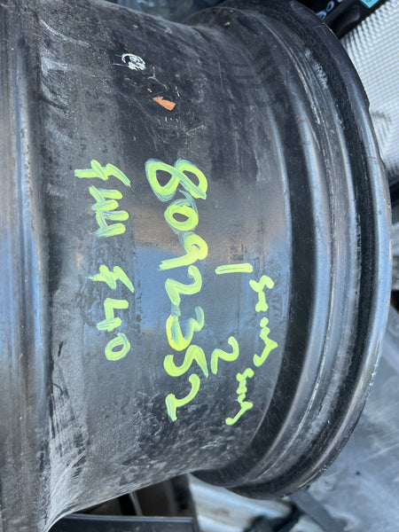 Bmw alloy wheels 

bmw alloy wheel 

bmw part

bmw parts 

8092352

      Bmw 1 Series 2020 F40 alloy

Bmw 2 Series F44 18" 819  1 single Alloy wheel   8Jx18 needs refurbishment

 Observe all pictures please 


       Bmw 1 series  single f40 Alloy wheel