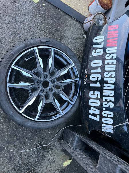 BMW I4 2024 M4 4 SERIES G26 DIAMOND CUT front ALLOY WHEEL RIM

8.5Jx19 H2

8089227

Bmw i4 2024 front alloy wheel 

Bmw i4 alloy wheel  

bmw part

bmw parts  

bmw alloy wheels