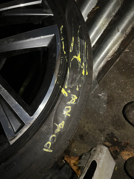 BMW i4 2024 G26 GRAND COUPE 1 single front alloy wheel  18 inch  853

GENUINE 8.5X18 ET36

6896768 

5A1E212 

bmw i4 alloy wheel

bmw alloy wheel 

bmw part

bmw parts