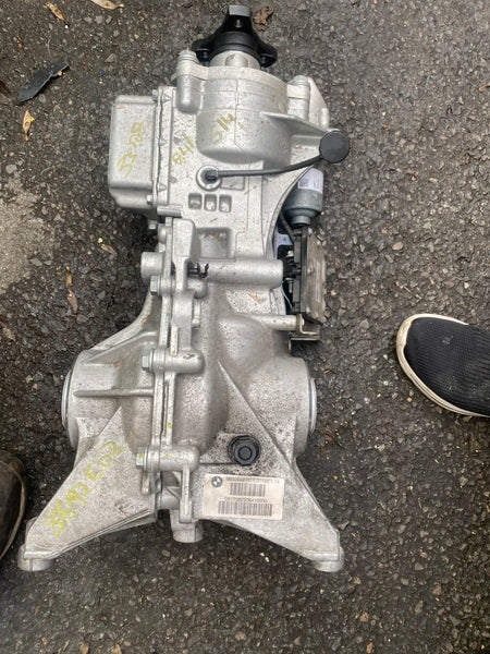 8692602 

BMW M235I 2023 XDRIVE AUTO DIFFERENTIAL REAR 33108841514

ratio 1.74

 Bmw f40 rear diff