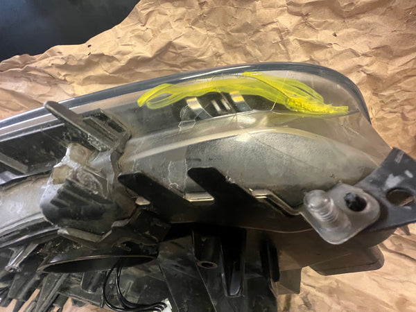 BMW 3 Series 2017 F30 PASSENGER SIDE HEADLIGHT 63117338703  7338703 Bmw part bmw light bmw parts bmw headlight
