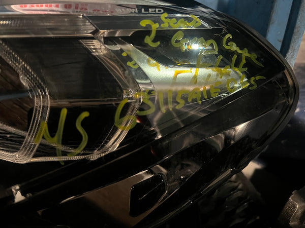 63115A1E065
    Bmw 2 series 2021 f44 Gran coupe  Passenger side led headlight  complete 

sold with modules

bmw light

bmw headlights 

bmw part

bmwparts



observe all pictures 

5A1E065