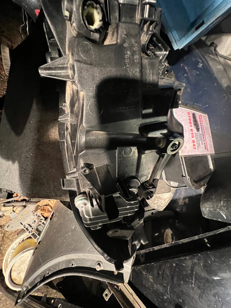 63115A1E065
    Bmw 2 series 2021 f44 Gran coupe  Passenger side led headlight  complete 

sold with modules

bmw light

bmw headlights 

bmw part

bmwparts



observe all pictures 

5A1E065