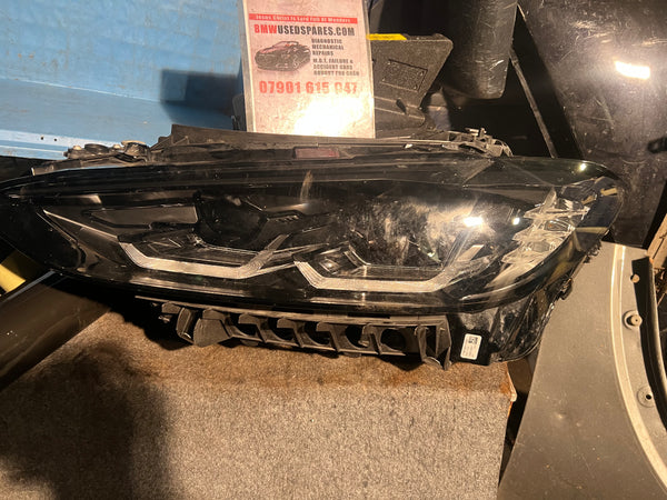 BMW G22 G23 G26 G80 G82 passenger side FULL LED HEADLIGHT SHADOW LINE

BMW M4  2023 passenger side LED SHADOW LINE headlight

9505111 

bmw m4  2024 headlight 

bmw m4 light

bmw m3 2024 headlight 

bmw part

bmw parts 

bmw light