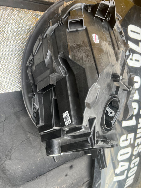 63118738653 
     
MINI Cooper 2018 F56 LCI PASSENGER Side FULL LED HEADLIGHT

8738653