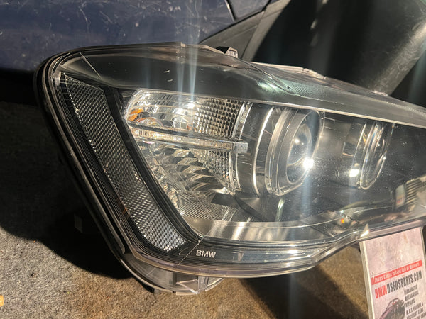 Bmw X3 2018 f25  Driver side Xenon headlight  

7460640

7248266

Bmw x3 headlight

bnw f25 headlight 

bmw part

bmw headlight