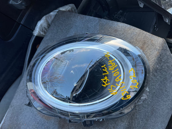 63115A01964

MINI COOPER 2023  F56 LCI JCW driver side LED HEADLIGHT

5A01964

2 clips broken 

please observe all pictures 

Mini Cooper f56 headlight 

mini headlights 

mini lights 

Mini Cooper bumper 

Mini Cooper parts