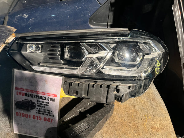 BMW X3 2022 G01 passenger side Led headlight 

Bmw X4 2022 G02 passenger SIDE led HEADLIGHT

A95A29207-09

5A29207

Bmw X3 G01 headlight 

bmw g01 headlight 

bmw x3 headlight 

bmwx4 g02 headlight 

baroness BMW