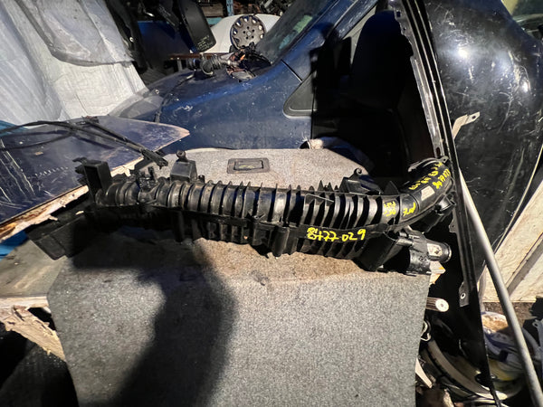 Bmw 7 series g11 g12 intake manifold 

bmw 5  series g30 3.0 d intake manifold

8477029