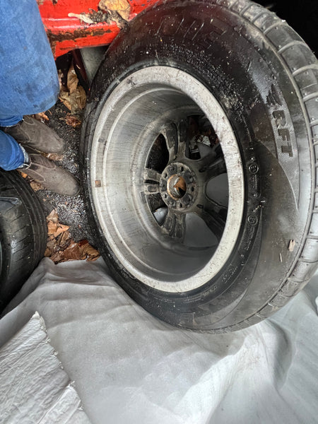 7846786

     BMW X5 X6 F16 F15 F85 M-Sport 19" Rear Alloy wheel with tyre Wheel