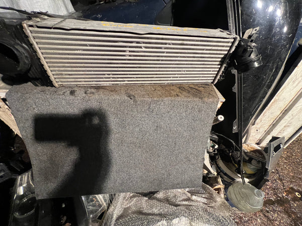 BMW  1 Series F40 Air charge cooler 

Bmw 2 Series F44 X2 F39 Charge Air Cooler

17518645765

8645765

Bmw X2 oil cooler