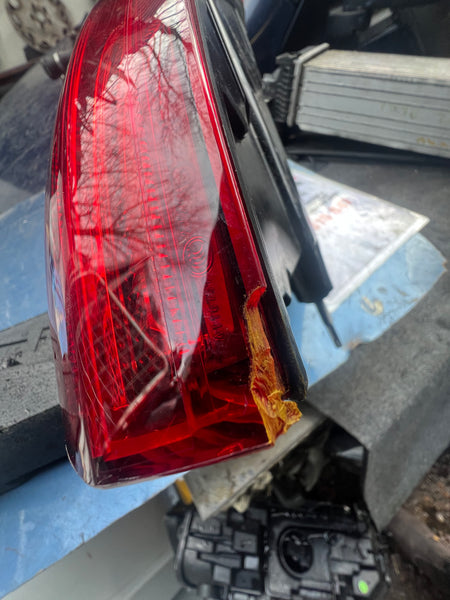 bmw x4 back light

bmw x4 2022 back light 

BMW X4 2021 G02 driver side led back Light

7409396

Bmw part 

bmw parts