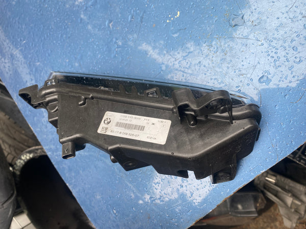 BMW 1 Series 2024 F40  Driver Side foglight  8089980

63178089980