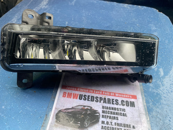 BMW 1 Series 2024 F40  Driver Side foglight  8089980

63178089980