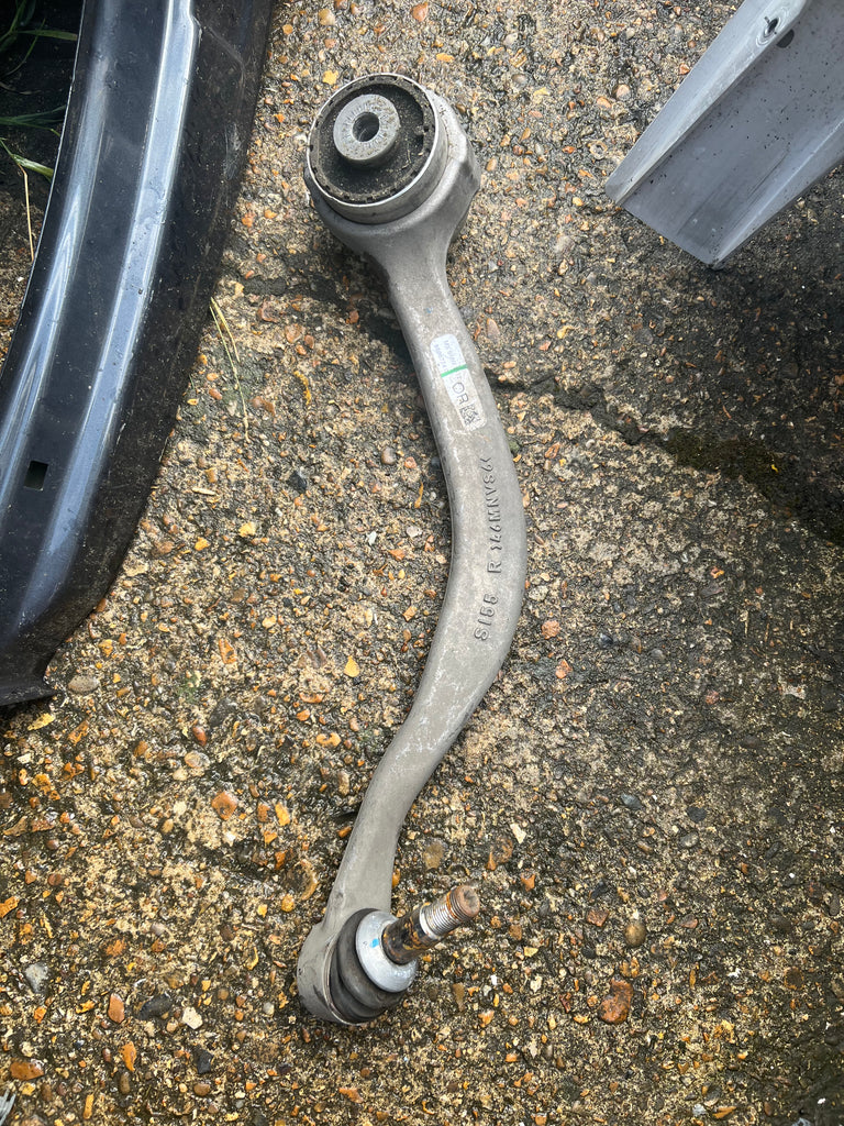 8866774
BMW X5 G05 2023 Front lower control arm/wishbone