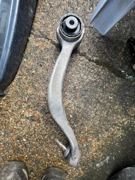 8866774
BMW X5 G05 2023 Front lower control arm/wishbone
