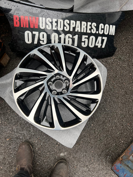 BMW i8 2020 Driver side front Single Alloy wheel 

20 inch  625 Style

6862895 

Genuine

36116862895 o