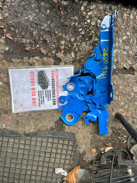 BMW F40 M135I X DRIVE M SPORT BONNET HINGES MISANO BLUE

7450924

BMW 1 Series 2022 f40 Bonnet Hinge drivers side

bmw f40 bonnet hinge

 BaronesstheBmlady
