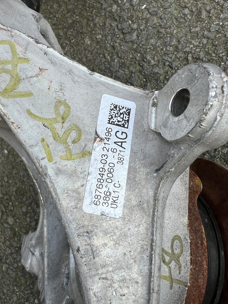 6876849
  MINI COOPER 2022 F56 EV  passenger side front shock and HUB LEG  top mount and spring missing 

6888141