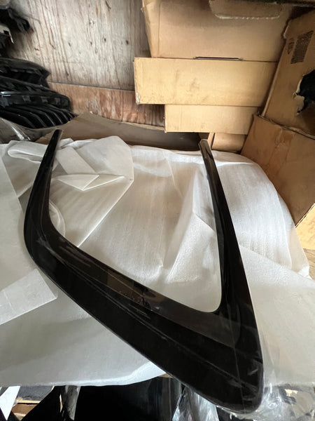 BMW X3 2020 G01 Rear Right Side Quarter Window Glass Surround Trim

7410074

51377410074

bmw x3

baronesstheBmlady