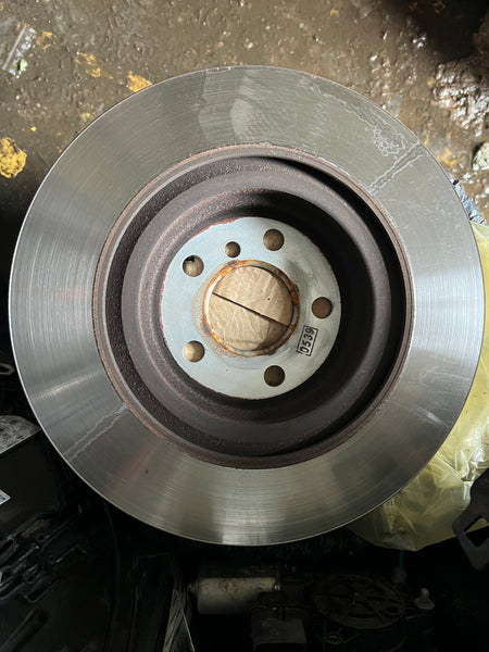 BMW 2 series 2022 F44  2.0 petrol 225kw Rear Left Brake Disc

6799371

34216799371