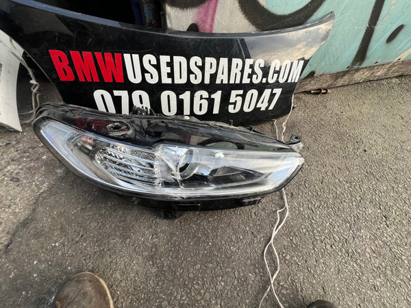 FORD MONDEO 2018 MK5 Driver side  HEADLIGHT

    DS73-13W029-BE

  scratch can be polished off

Hole on top of the headlight where camera/alam was placed 

please observe all pictures