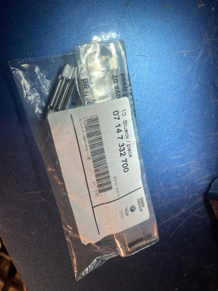 BMW Clamp for Interior Trim

07147332700

7332700

sold individually 

10 pieces for £20