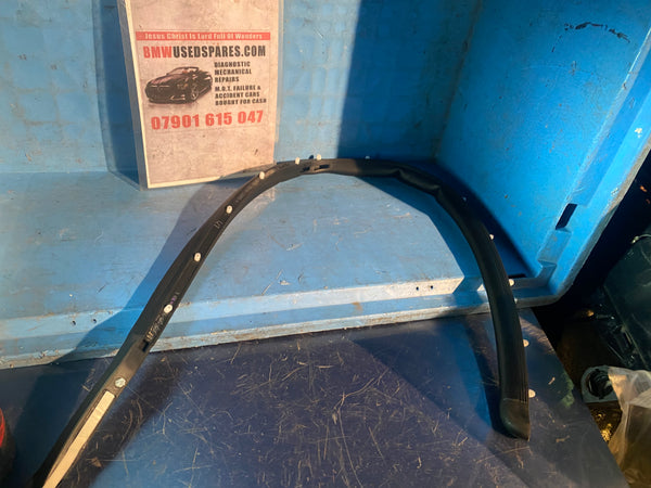 BMW X6 2023 G06 Rear Left Door C-Pillar Gap Seal 51769451487

9451487

NEW

GENUINE