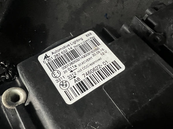 BMW M4 2016 F82 Driver Side Headlight 

Bmw M3 F80 DRIVER SIDE HEADLIGHT FULL LED ICON

7460622

A87460622. 7377850                       63117377850

Headlight sold without modules 

what’s App

07901615047
