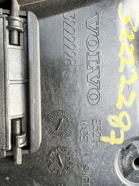 Volvo XC 90 Rad pack

volvo XC 90 2024  RAD PACK 

RADIATOR RAD PACK VOLVO XC60 D420T8A MHEV 2.0L 32138766 

VOLVO XC 60 Rad pack 

Volvo parts 

volvo past 

Volvo part near me

volvo wing 

volvo door 

volvo light 

volvo headlight 

Volvo bumper