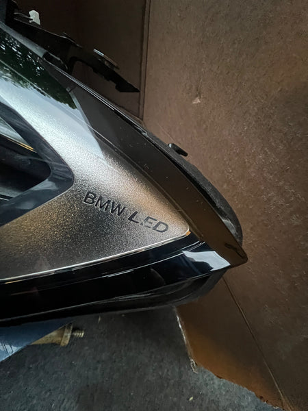 A99481703-07    BMW 3 Series 2022 G20 G21 Passenger Side LED Headlight  no module   GENUINE  9481703  bmw G20 headlight