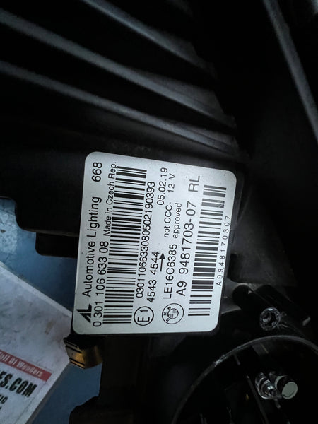 A99481703-07    BMW 3 Series 2022 G20 G21 Passenger Side LED Headlight  no module   GENUINE  9481703  bmw G20 headlight