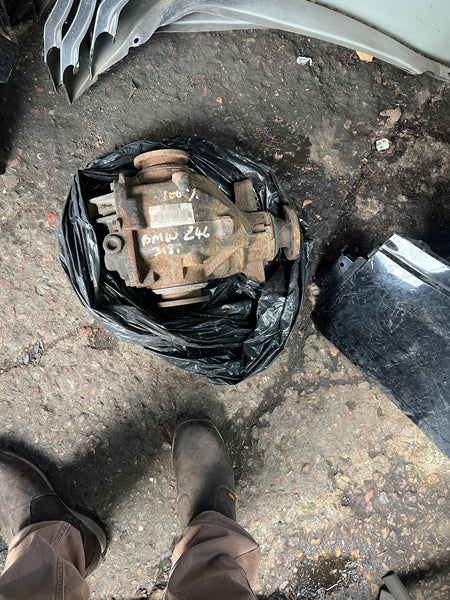 BMW 3 SERIES E46 REAR DIFFERENTIAL

bmw e46 REAR DIFF

1428170

(DIFF RATIO - 3:45)

bmw diff

bmw rear diff

bmw part

bmw parts 

baronessbmw 

baronessthebmlady

bmw